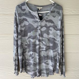 Gray Camo long sleeve top